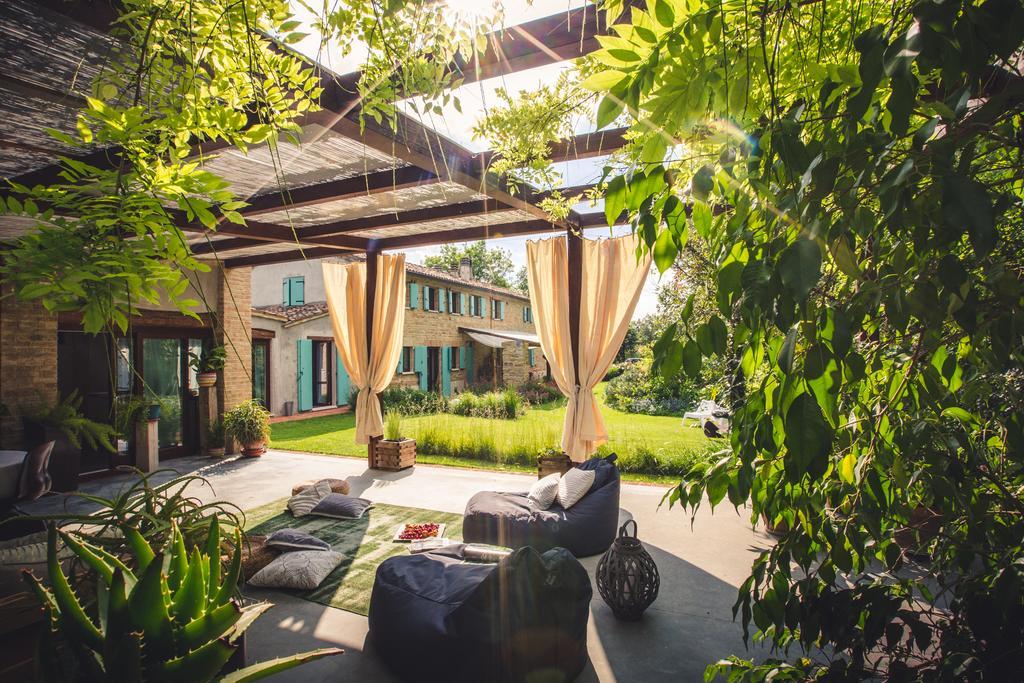 B&B I Fiori Della Cava Pesaro Exterior foto